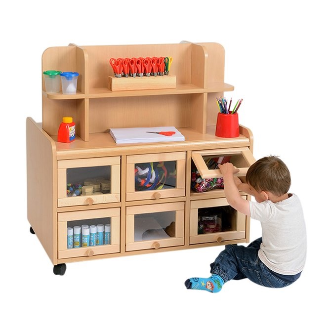 Double sided unit with doors - display mirror