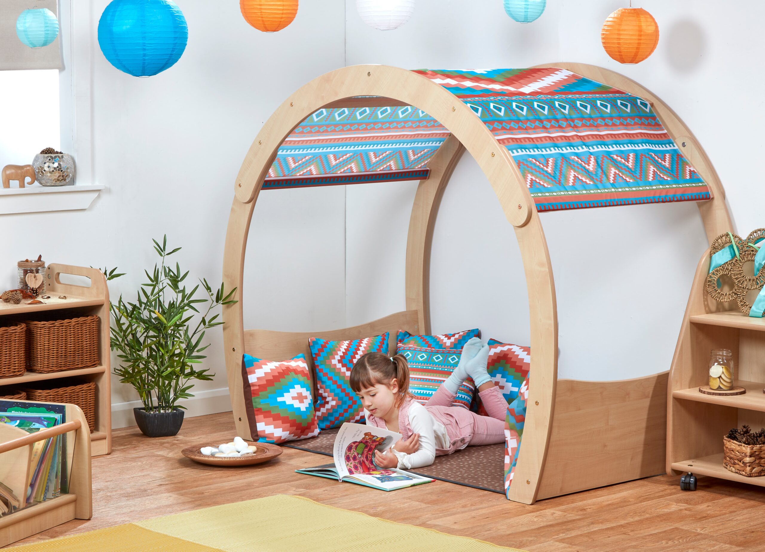 Large Cosy Cove with Accessory Set - Image 3