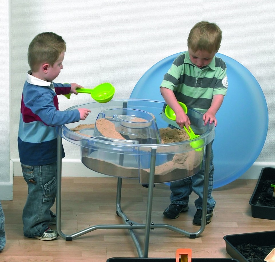 Circular Sand and Water Tray - Image 4