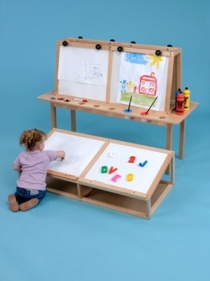 4 Person Table Easel - Image 2