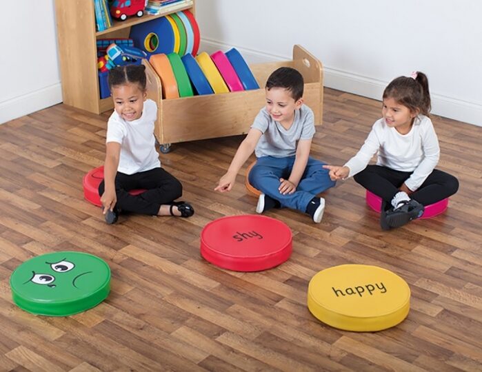 English Emotions Cushions & Trolley Pk 12