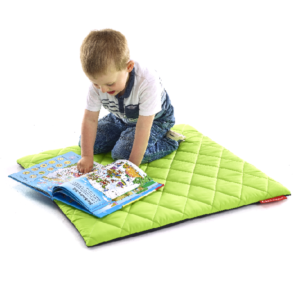 Child sat on qa Quilted Square Mat Pk4
