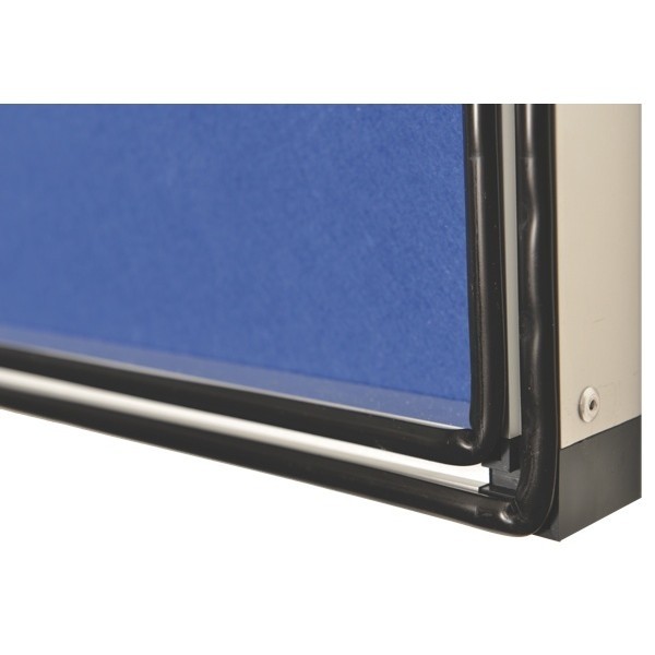 Outdoor Lockable Wall Noticeboard - Image 3